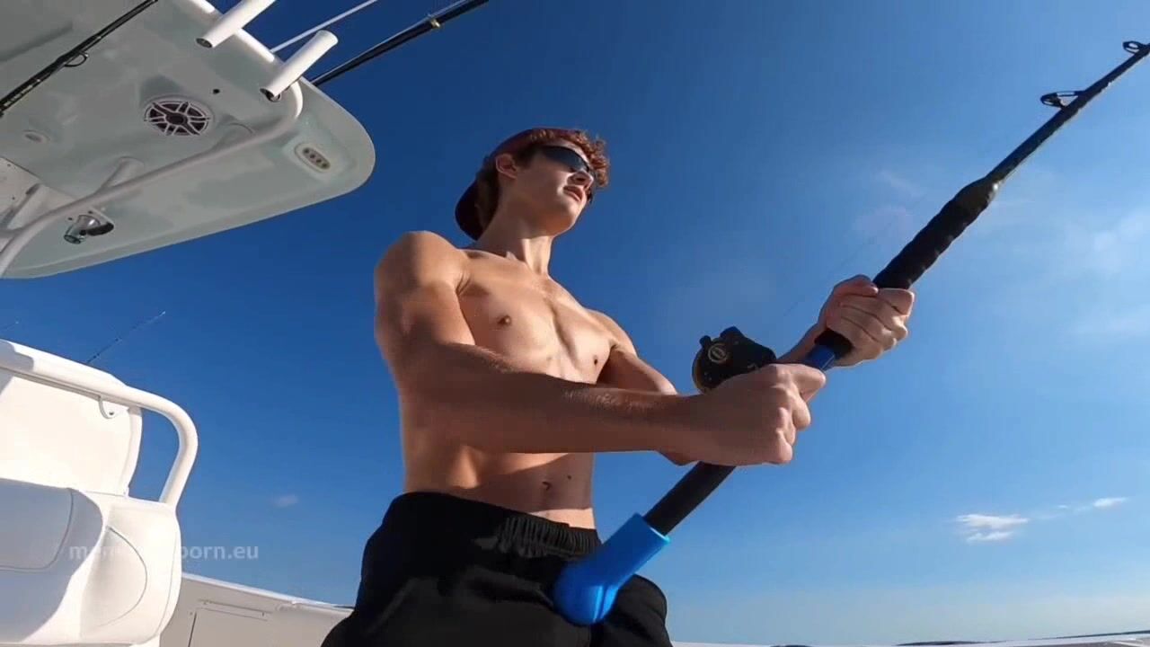 Bareback road trip muscle daddy & twink cock fishing