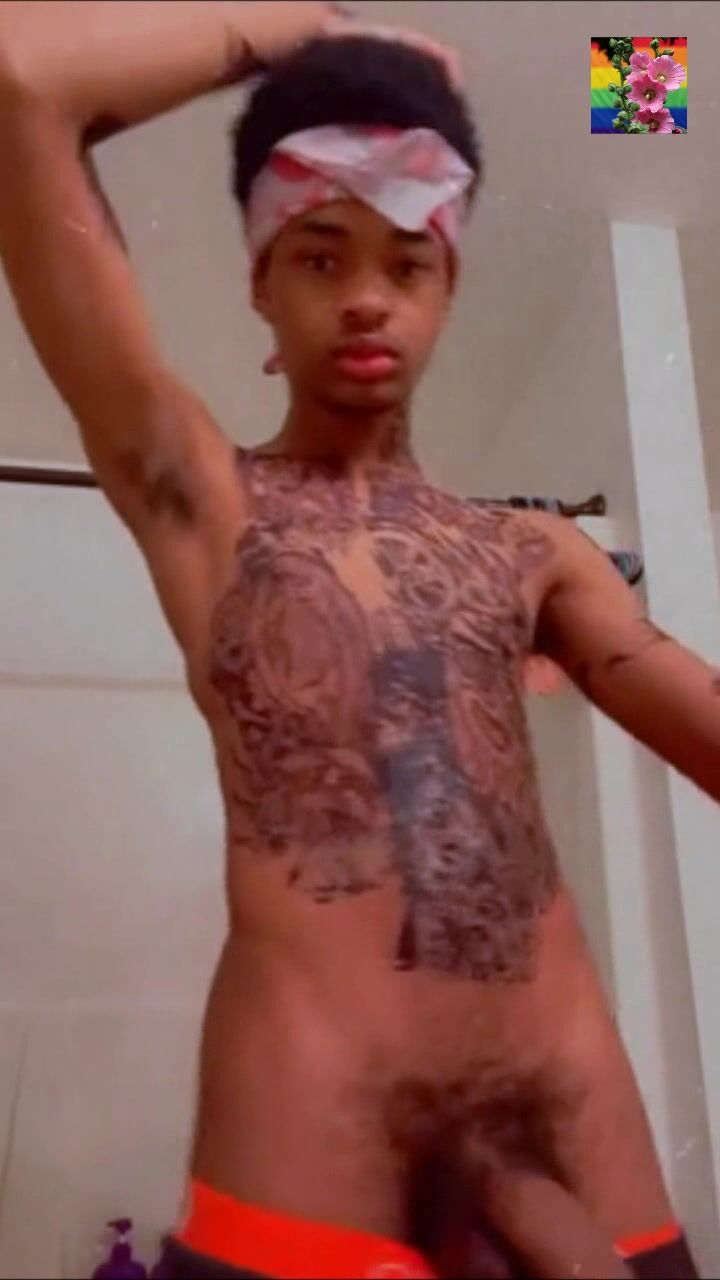 Black beauty raw twink rides muscle daddy cock
