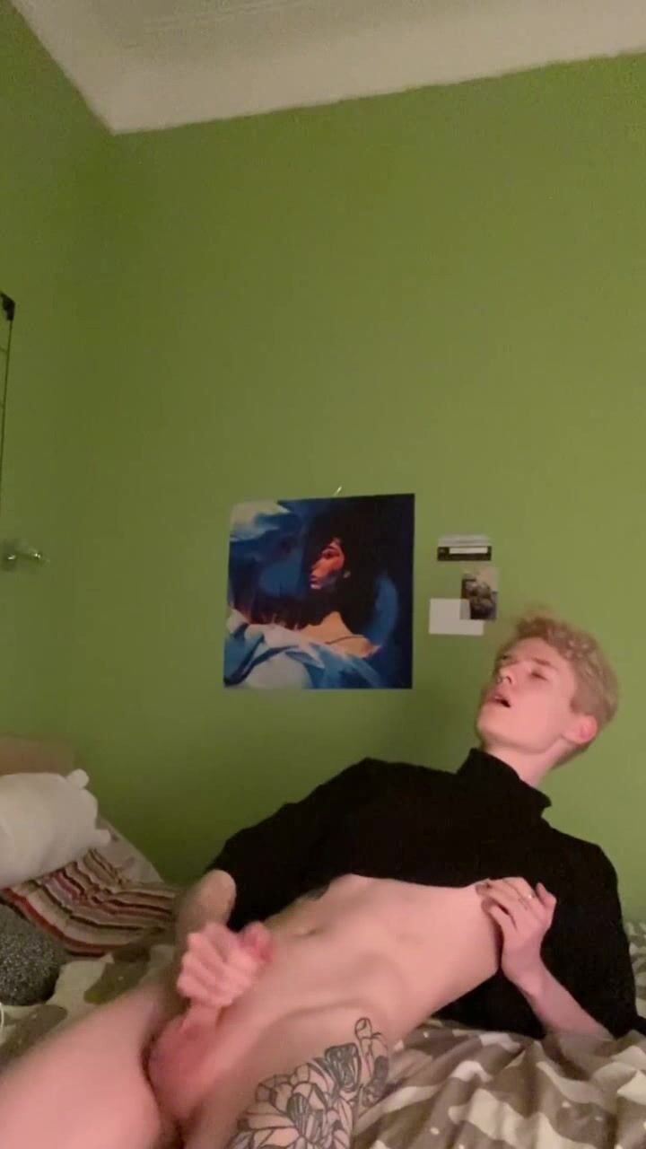 [hbw] cumming on cam 1371832