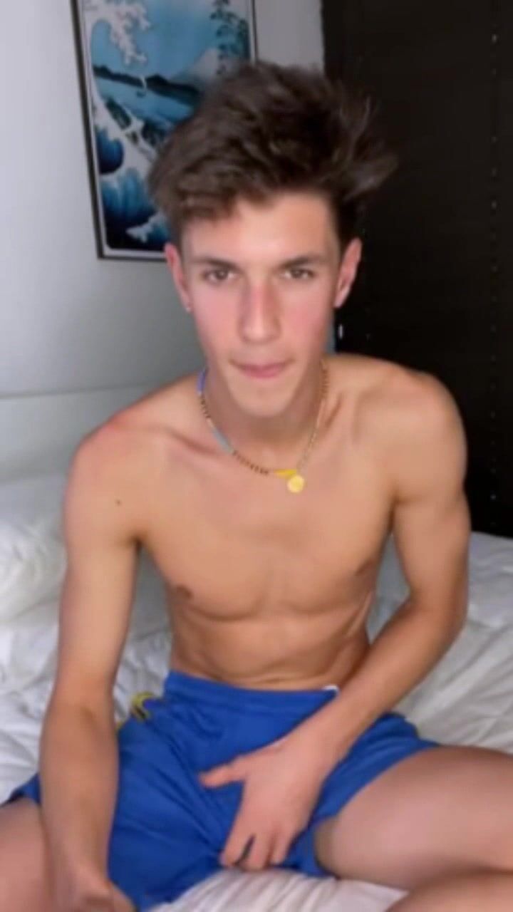 Garçon chaud baise vagin artificiel