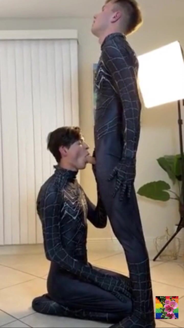 Plaisir avec les gars en lycra