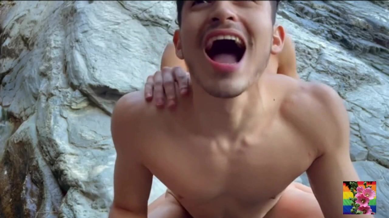 Heißer twink und daddy blank auf dem strand