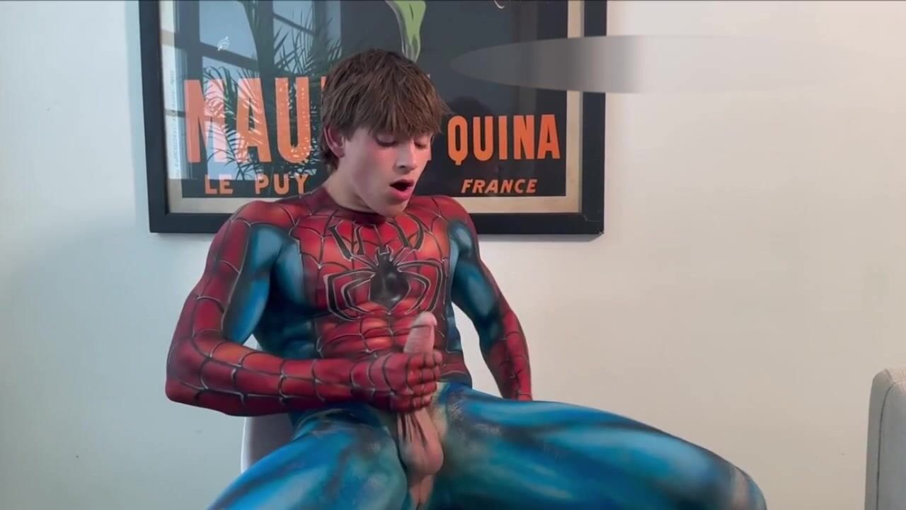 Spiderman entlädt hart