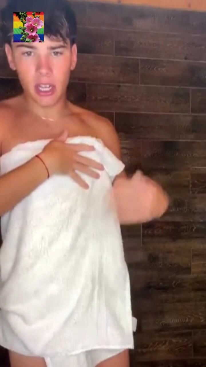 Take a shower with me