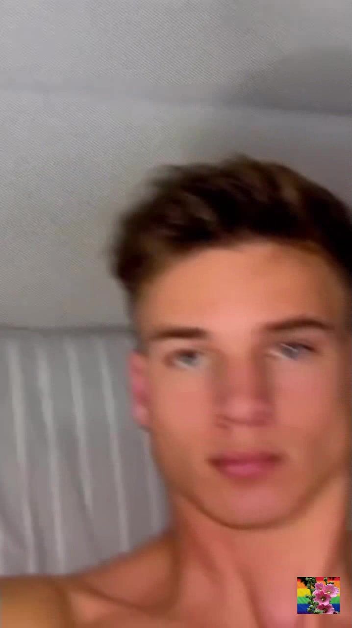 Tik-tok twink durchgenommen