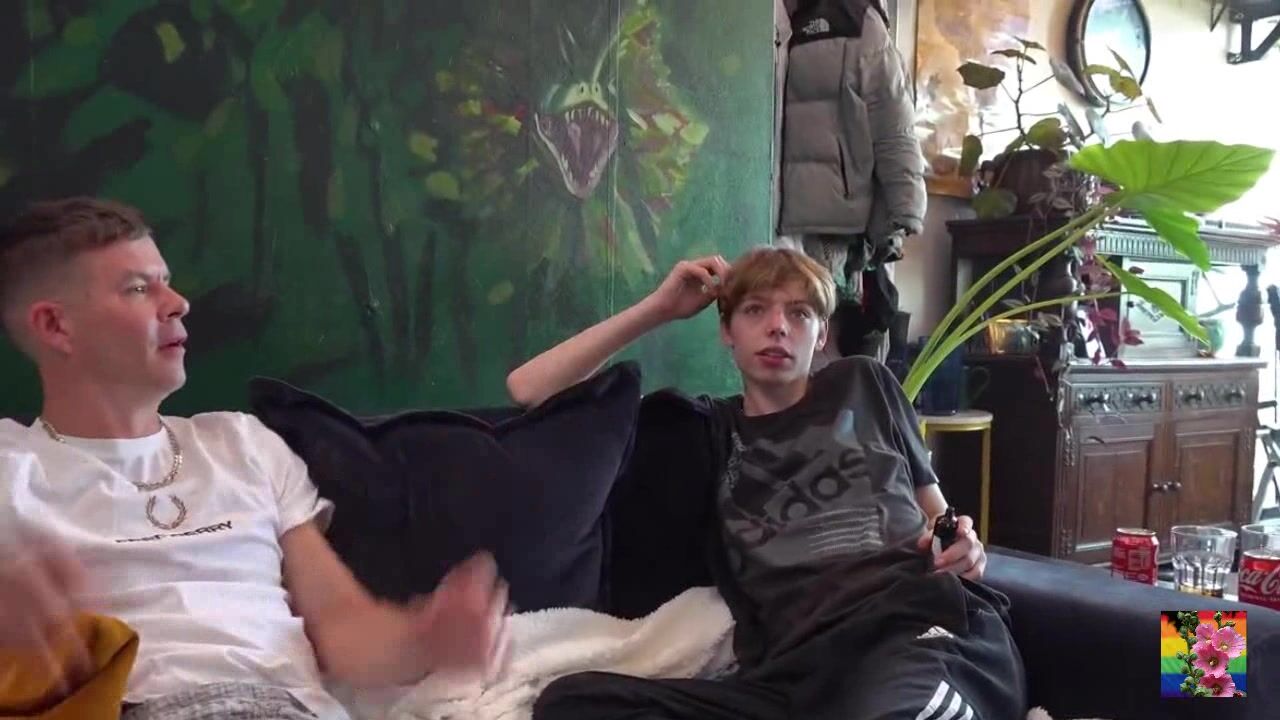 Junge schlampe auf privatparty gevögelt