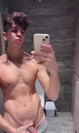 Hector konak - bathroom solo cum wank