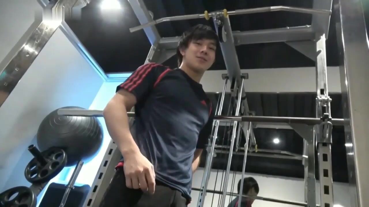 Shy employee seduced by fitness trainer