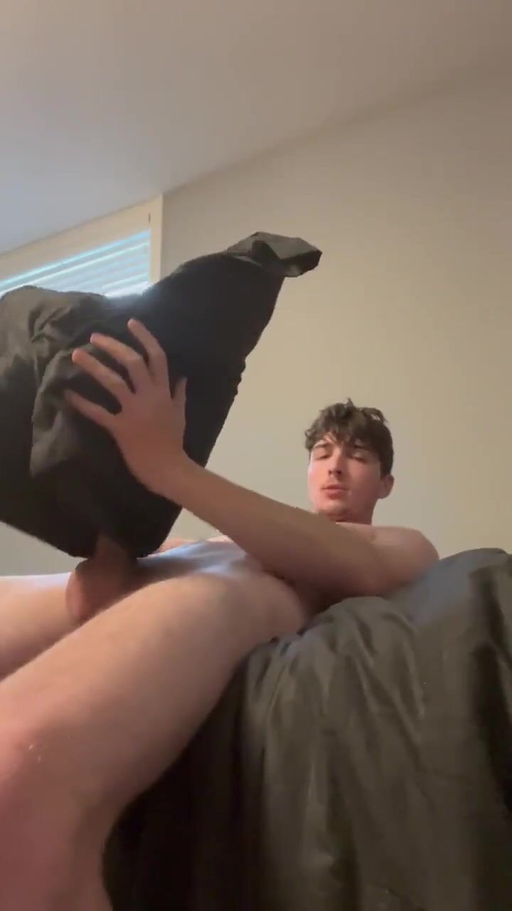 Home-made fleshlight cam boys porn action