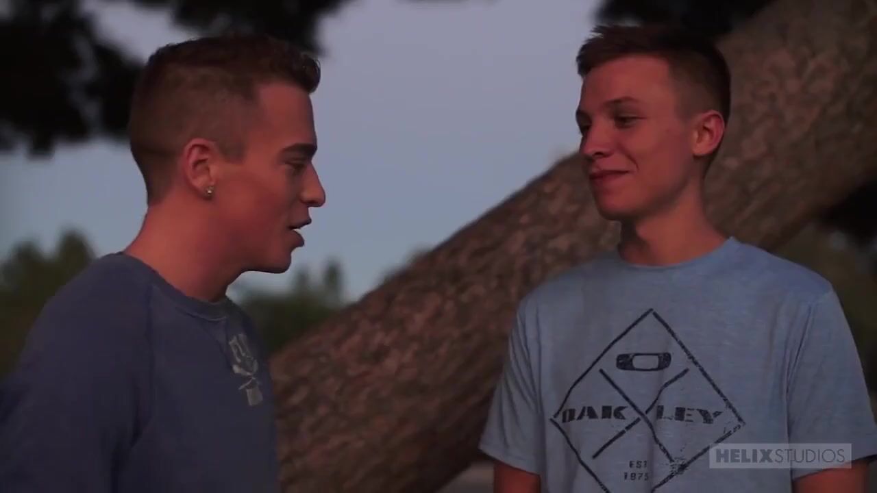 Muscle daddy barebacks twink, shows new tattoo