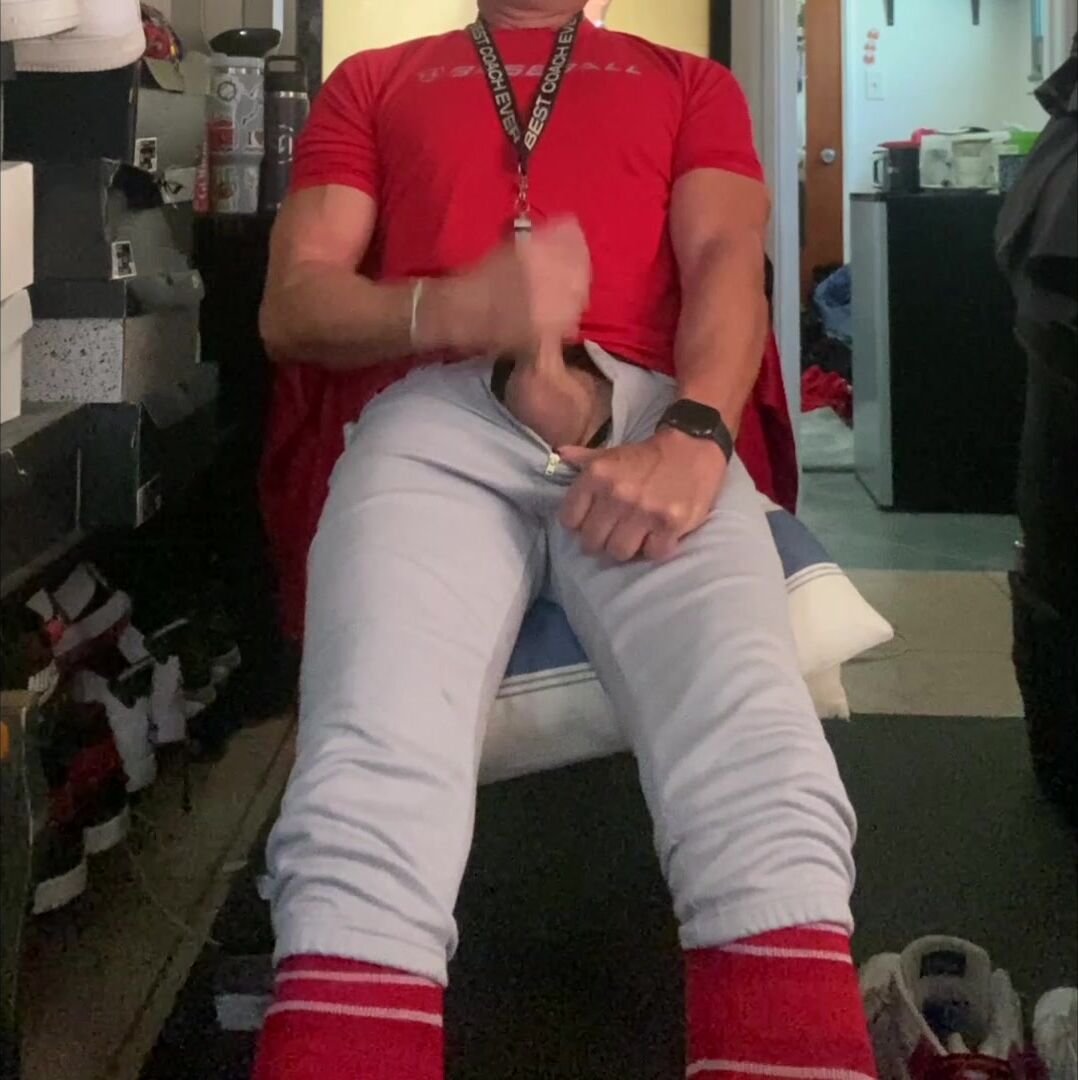 Baseball twink raw by muscle daddy