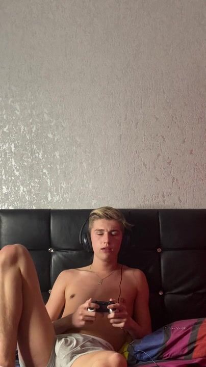 Horny after gaming twink blonde amateur cam voyeur