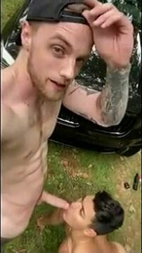 Public amateur boyfriend blowjob: horny outdoor action