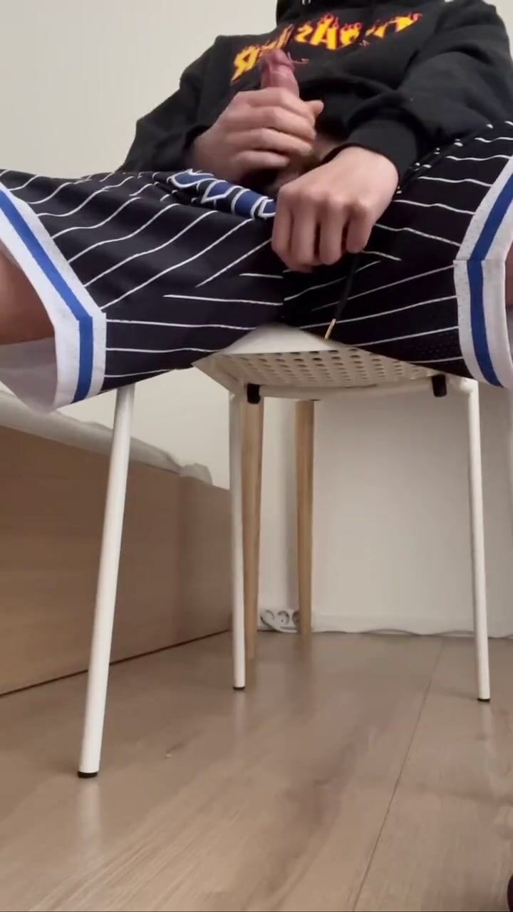 Horny chinese college student held it in until he got home