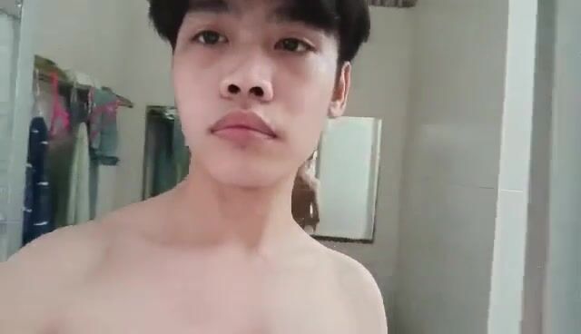 Horny vietnamese student jerkoffs in dorm