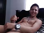 Heißer junge onaniert 2