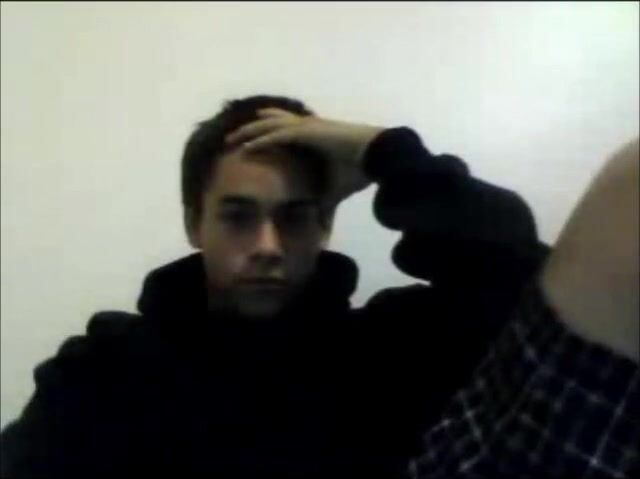 Hot twinks cum on cam with boys