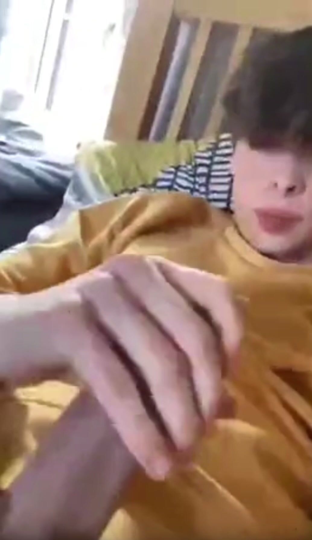 Hot brit boy cums on himself boys porn