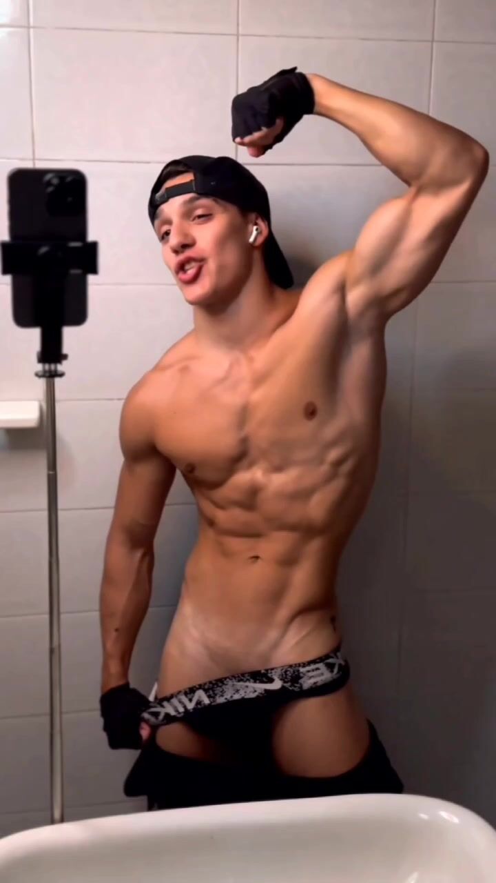 Hot fit twink italian