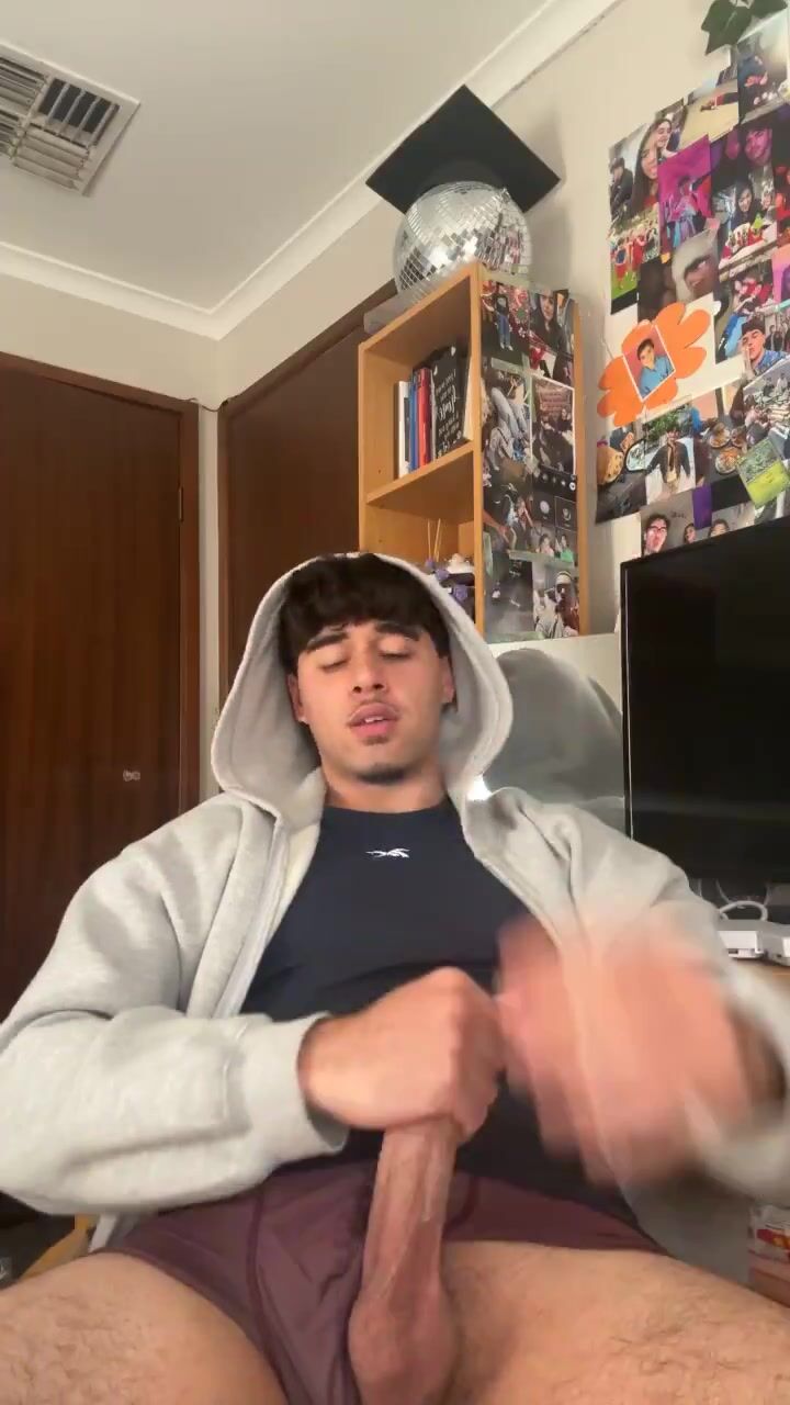 Hot latino beats his meat