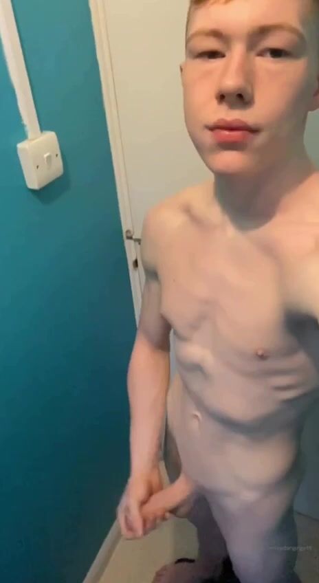 [hot of][0460] hot of wanking clip
