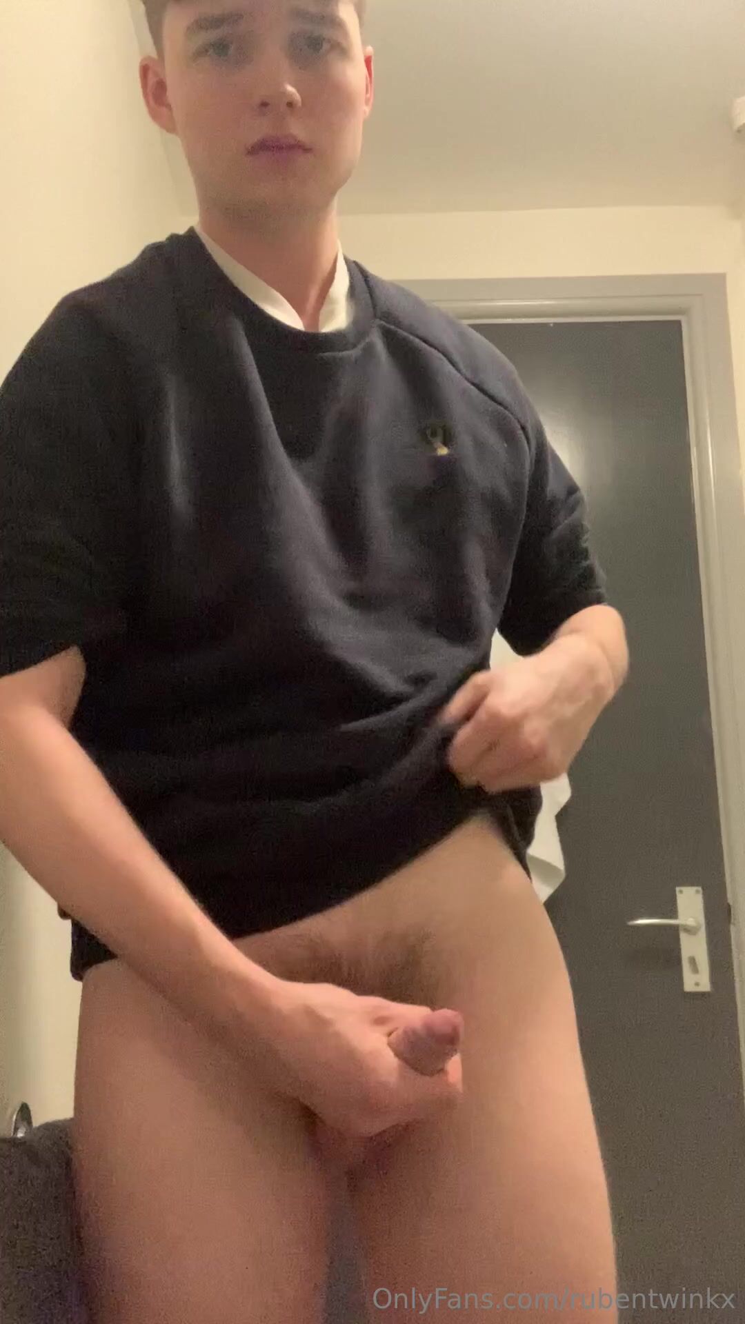 Hot of guy wanks hard cock 6902d462e5bef