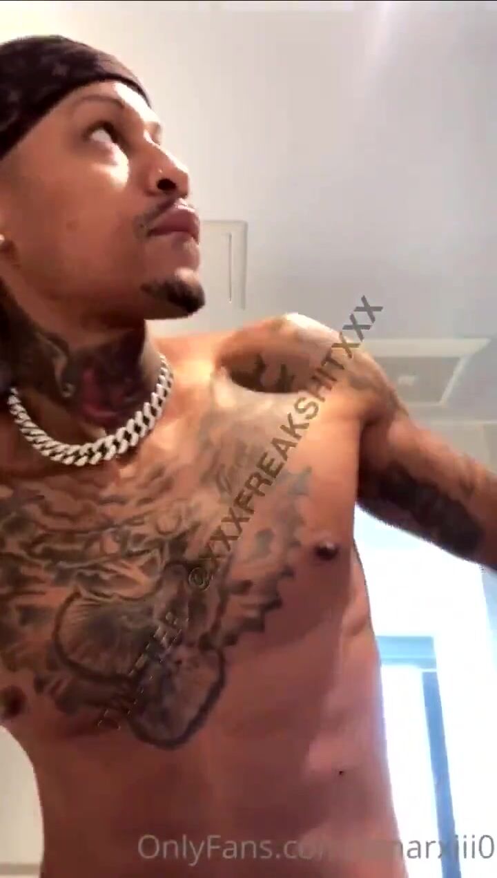 Clip chaud de branlette onlyfans 21