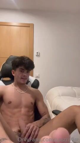 Hot of wanking clip 88