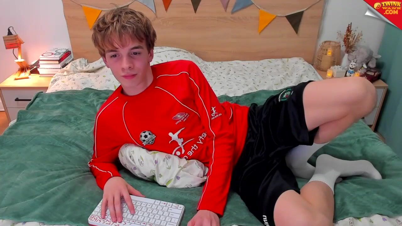 Hot sexy twink camboy solo show cam tubee