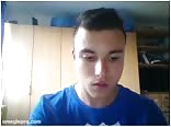 18歳のイケメンストレートが激しく射精