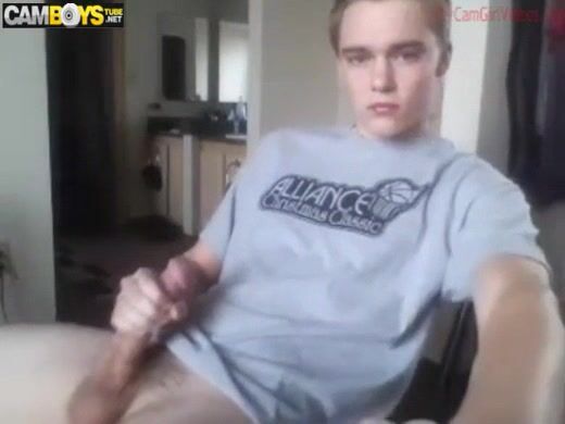 Teen boy beats off hot bedroom porn