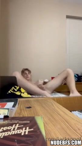 Tiktok boy cums hot