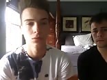 Webcam ados : show chaud de couple gay de teen