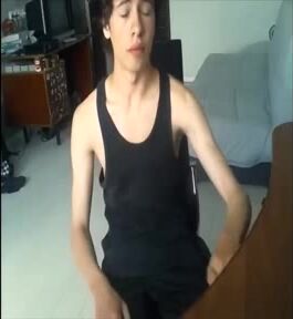 Hot twink cums for girl