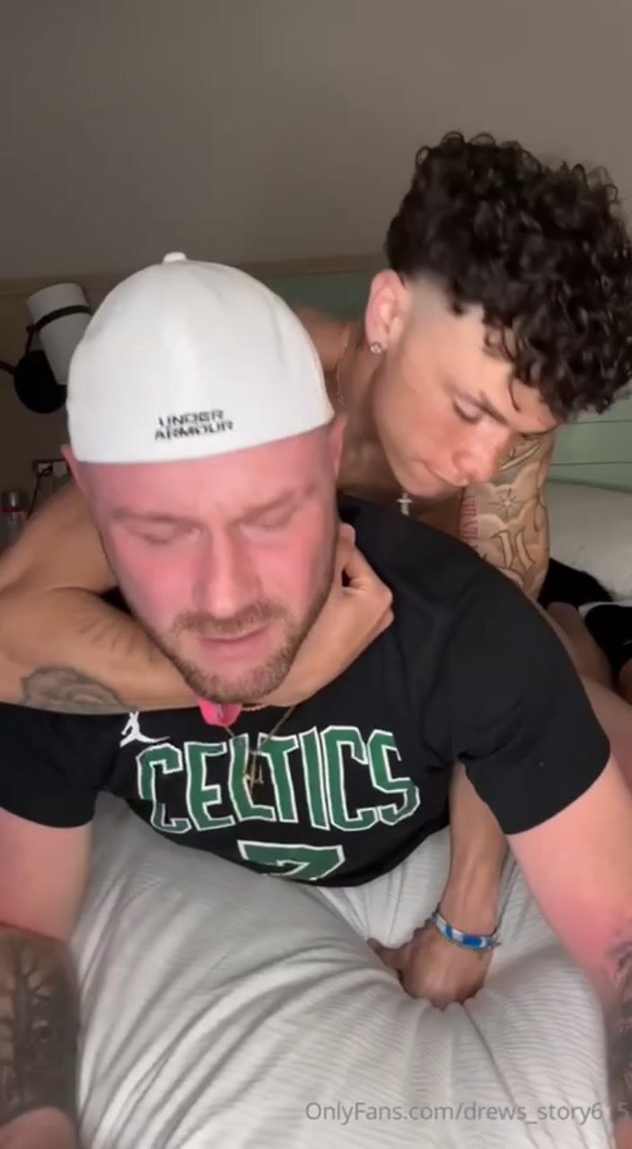 تجميعة شريط جنسي مثلي زي لايت سكين ساخن