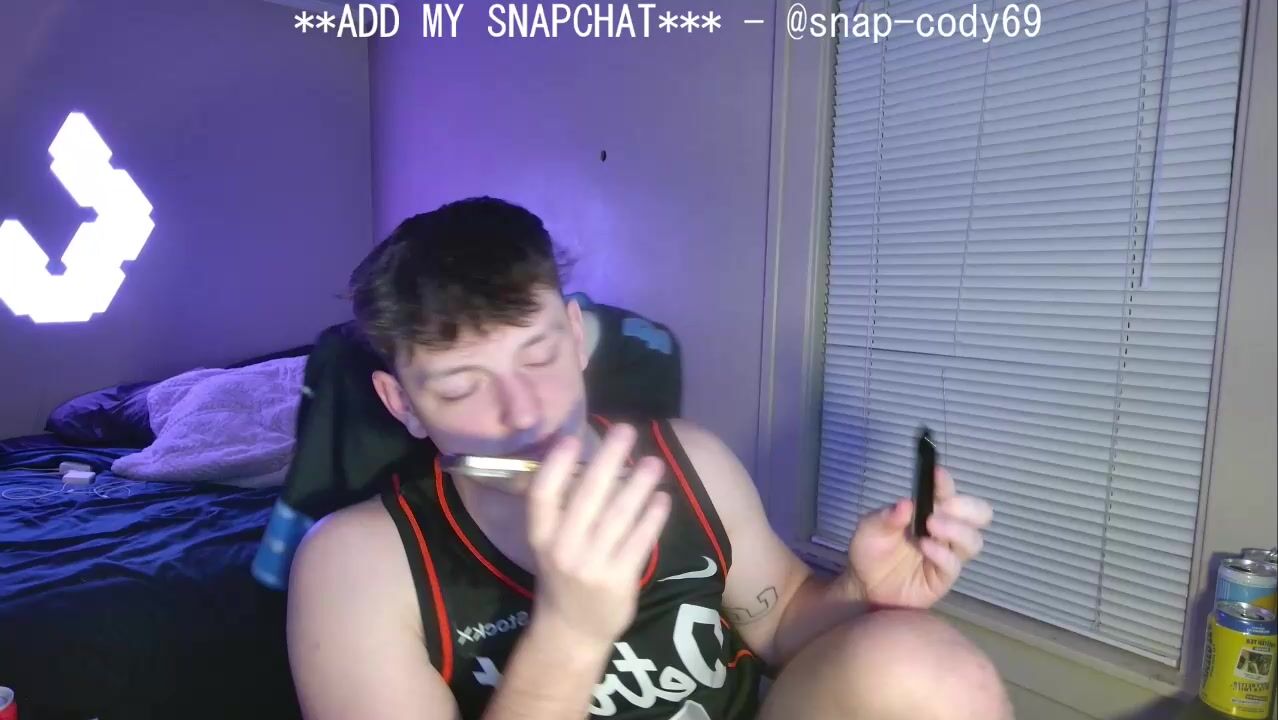 Gehängter cody fickt twink ohne gummi