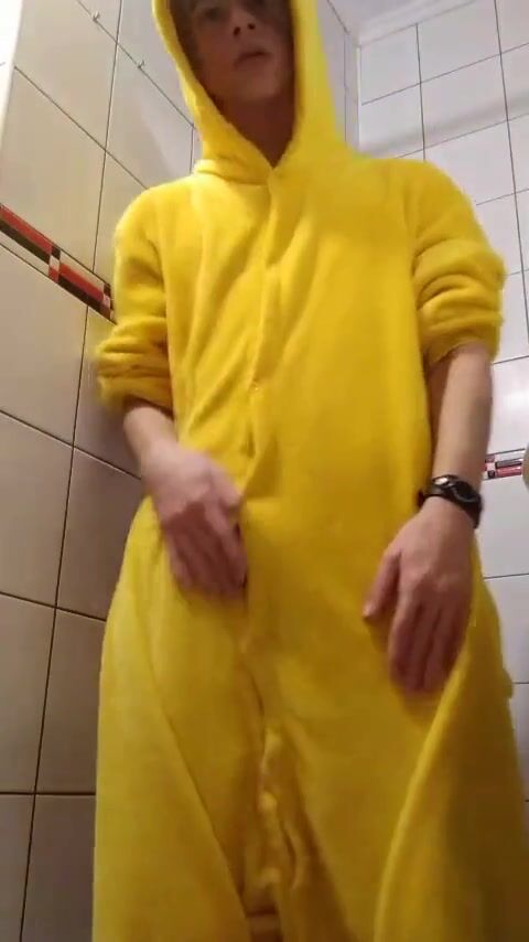 Hung pikachu gets pounded in shower