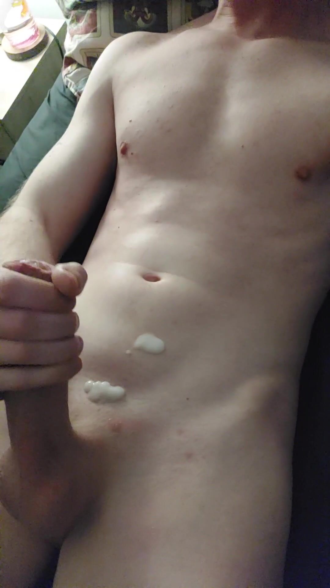 Hung twink cums on guys