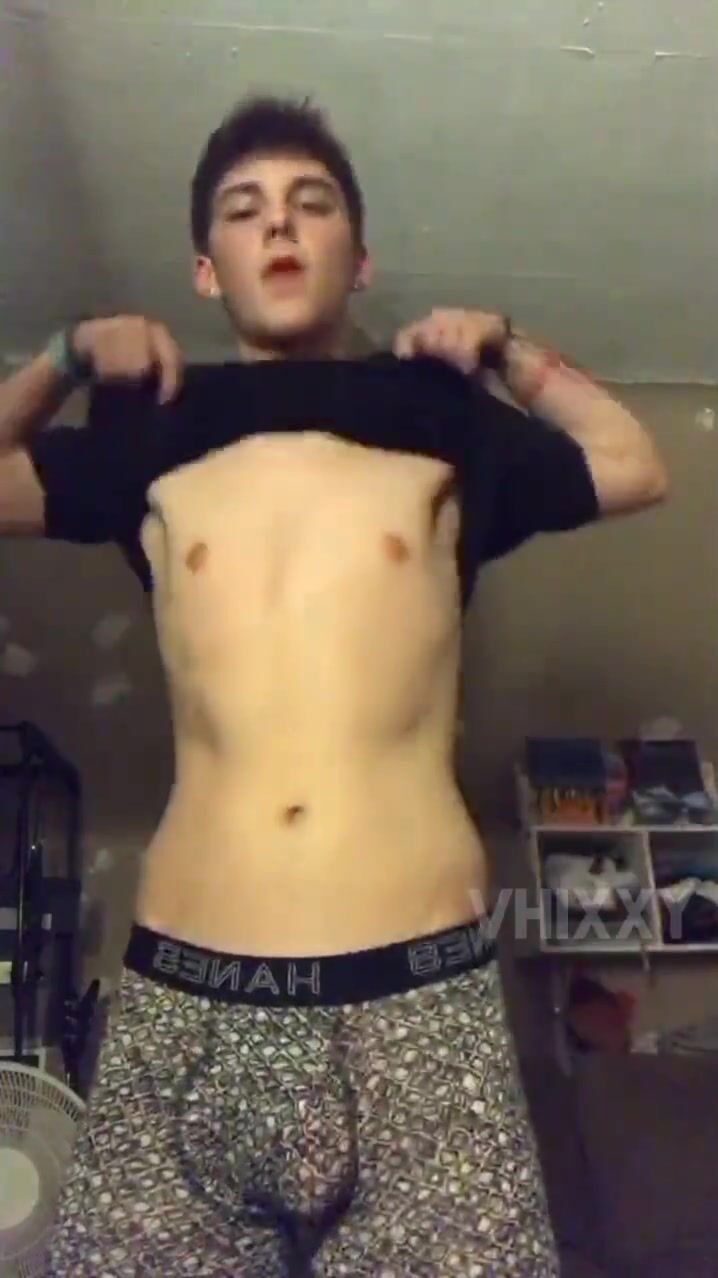 Cam boys: hung dude whoa porn