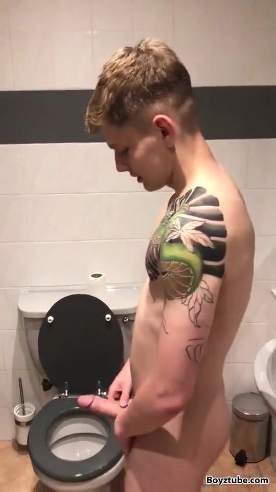 Caught boys need a piss - hot porn action