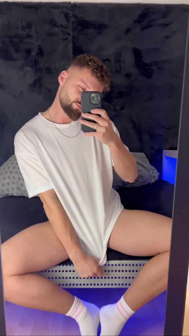 Spiegel fickt twink roh