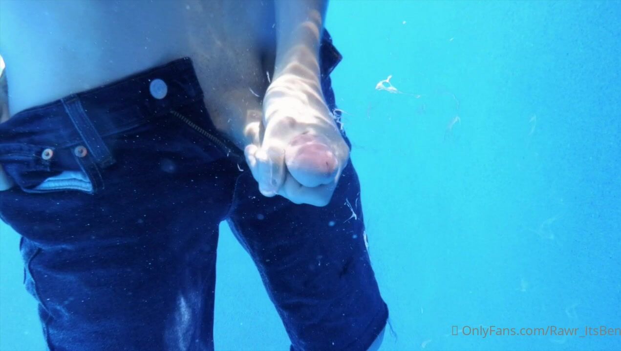 Ben's solo underwater pool cum