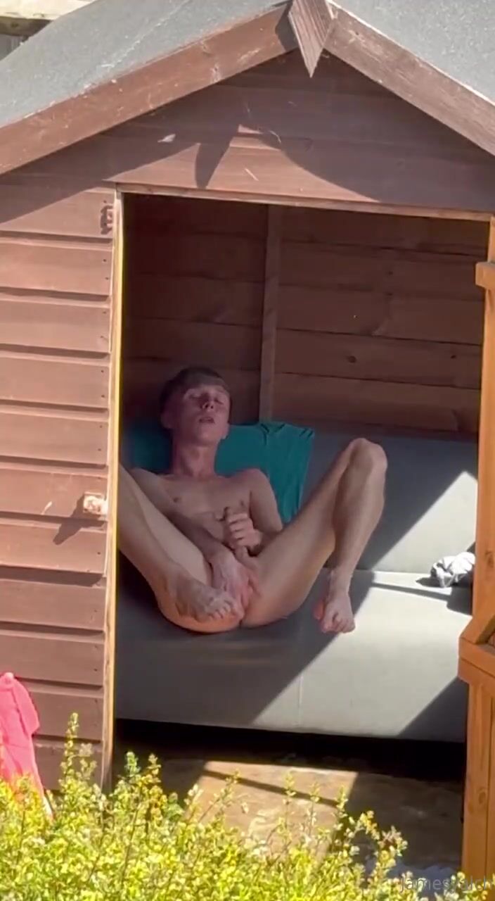 Jerking off in the shed