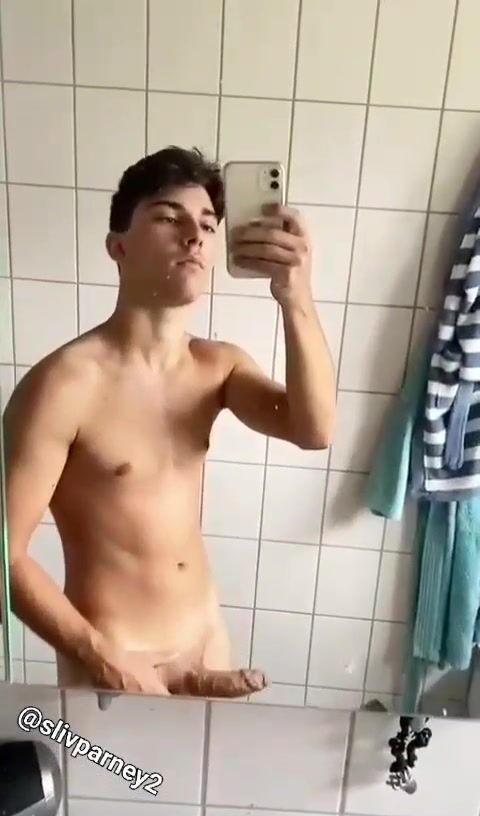 Twink daddy muscle bareback cock pucker pounder