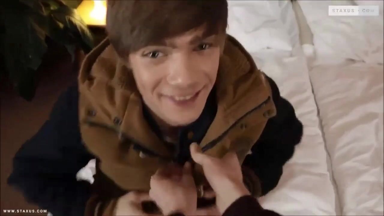 Hardcore gay novice hole initiation