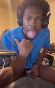 Teen twink gets big o from daddy’s bare cock