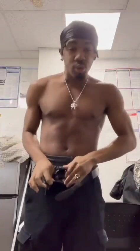 Office twink rides muscle daddy bareback