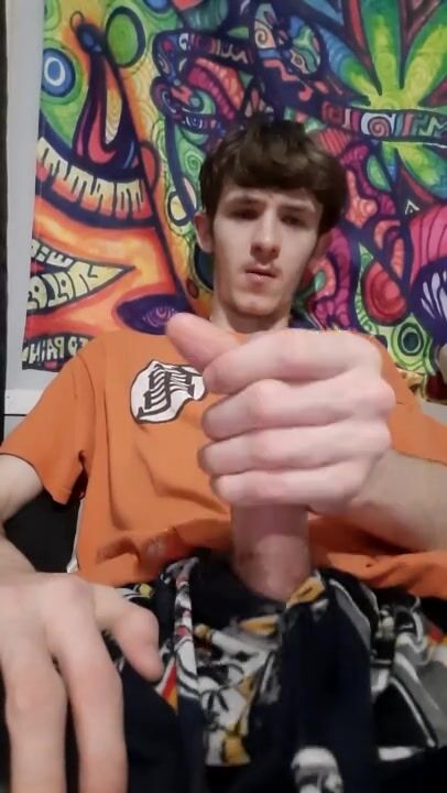 Skater twink jacob strokes his cock