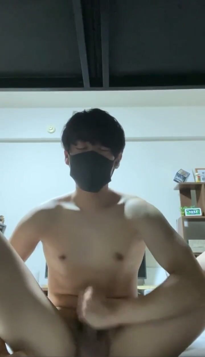 Japanese boy cumshot224