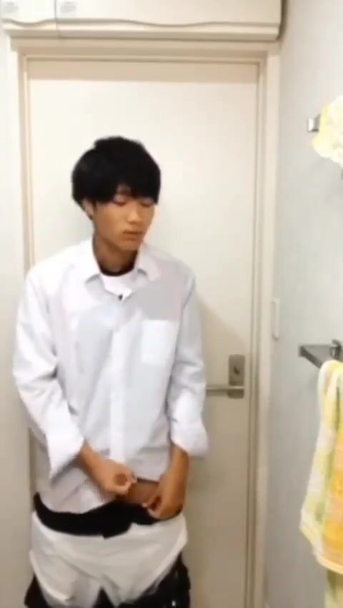 Japanese boy cumshot250